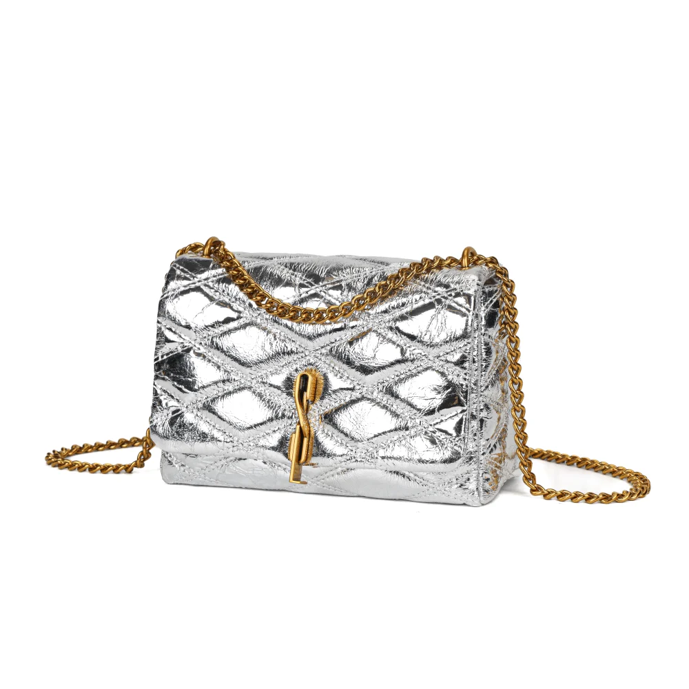 Bolsa Metal Crinkle Prata Alça Corrente Transversal - vista 4 de 8