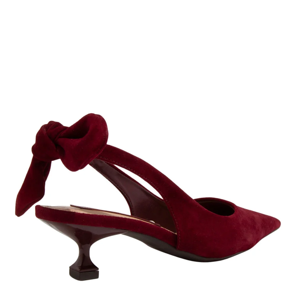 Scarpin Couro Camurça Premium Vermelho Merlot Bico Fino - vista 3 de 5