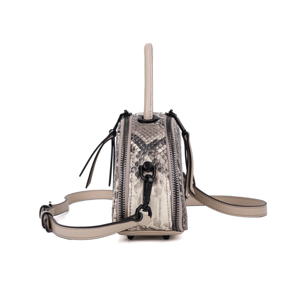 Bolsa Pequena Animal Print Estampa Cobra Duas Alças - vista 4 de 7