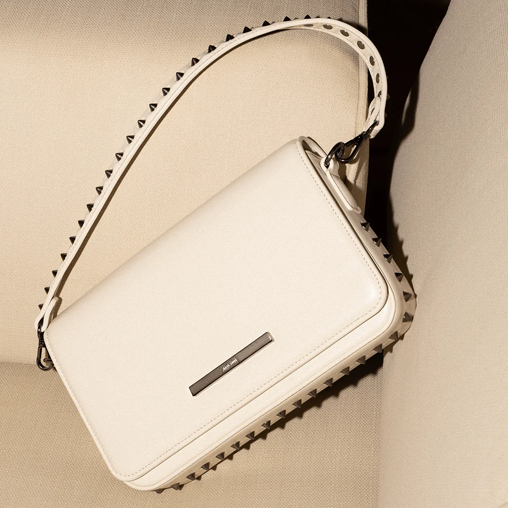 Bolsa Soft Bege Alça De Ombro - vista 1 de 5
