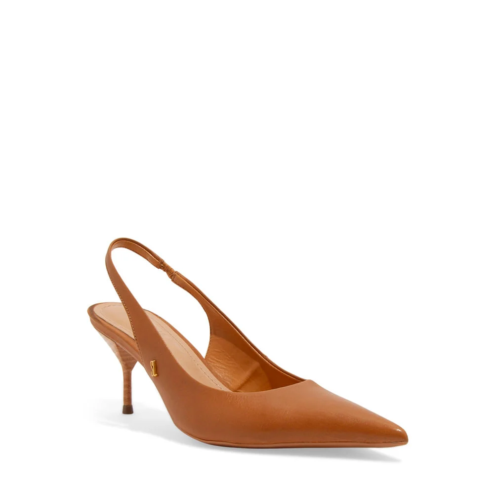 Scarpin Slingback Couro Confort Caramelo Bico Fino Salto Agulha - vista 2 de 3