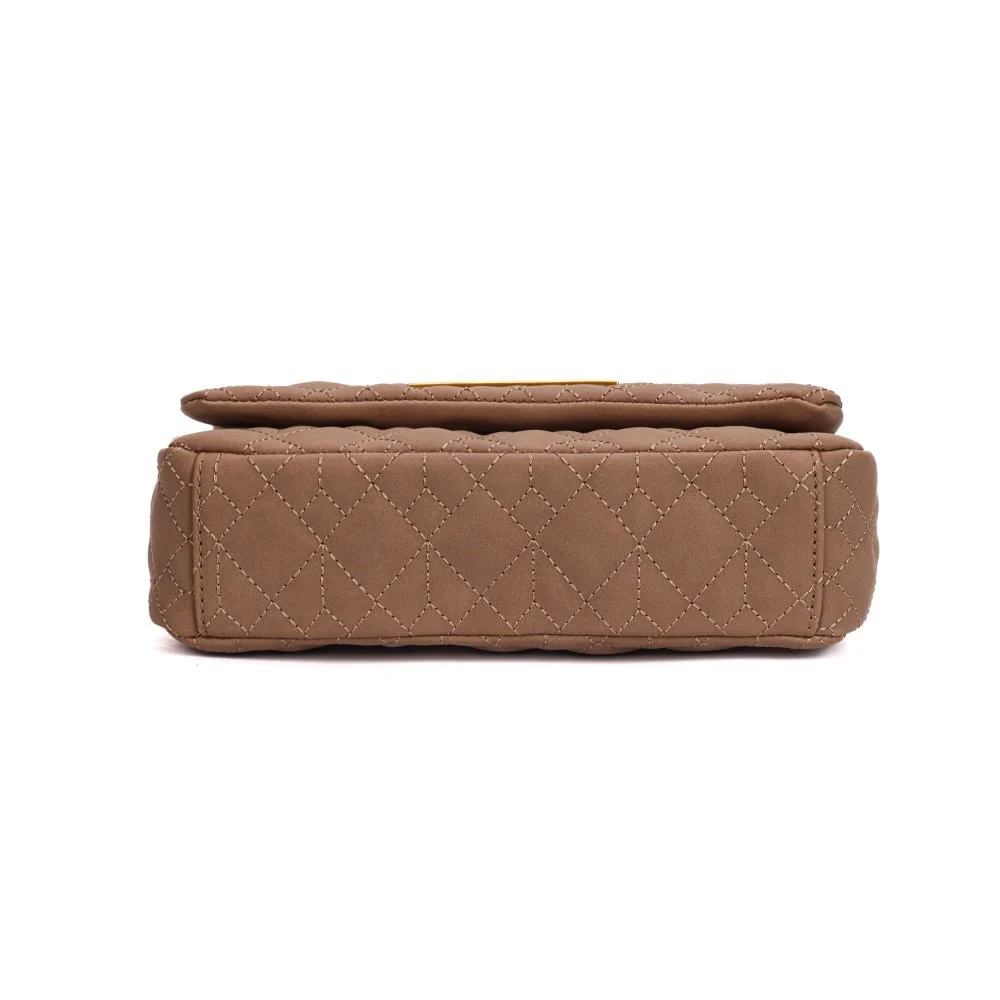 Bolsa Marrom Camurça Matelassê Alça Corrente Dourada - vista 6 de 6