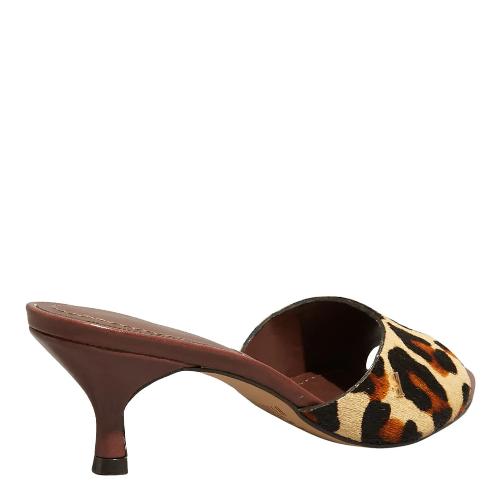 Mule Couro Pelo Salto Baixo Animal Print Onça - vista 3 de 3