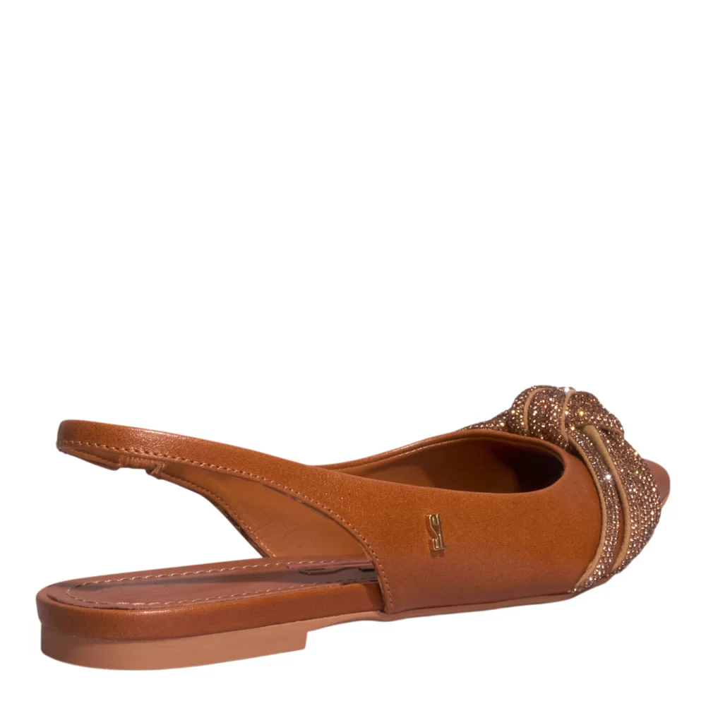 Sapatilha Slingback Couro Marrom Bico Fino - vista 3 de 4