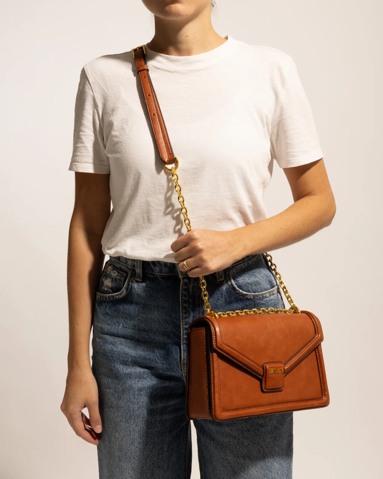 Bolsa M Material Rustico Preto - vista 7 de 7
