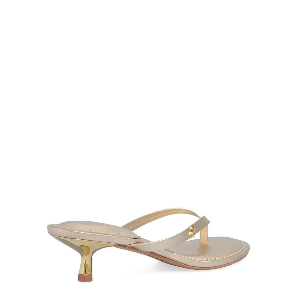 Mule Thong Couro Metalizado Dourado - vista 3 de 3