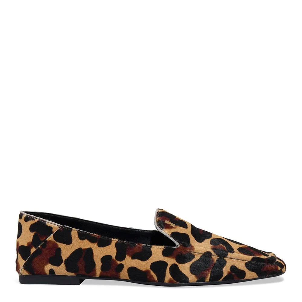 Sapatilha Couro Pelo Bico Quadrado Animal Print Onça - vista 1 de 4