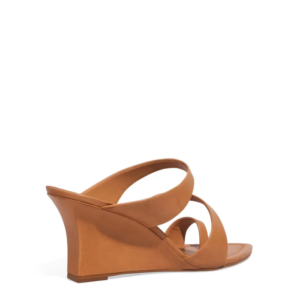 Mule Anabela Couro Bico Fino Caramelo - vista 3 de 3