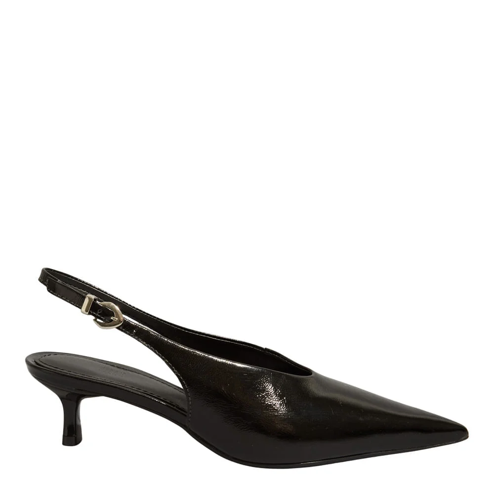 Scarpin Slingback Couro Pelica Soft Bico Fino Preto - vista 1 de 3