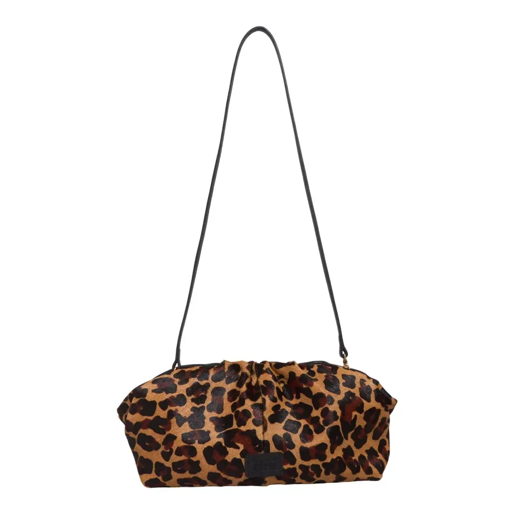 Clutch Grande Couro Estampa Animal Print Onça Alça Corrente - vista 1 de 3