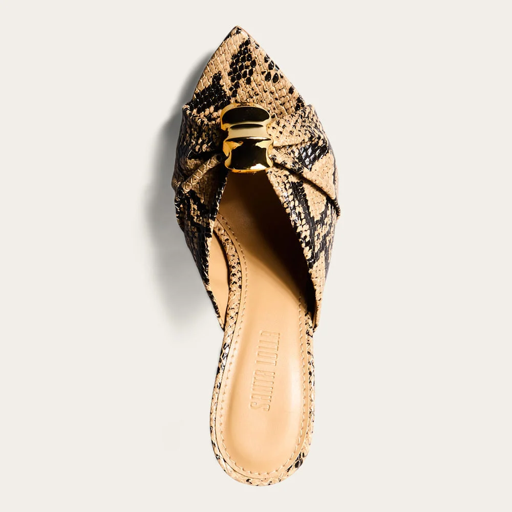 Tamanco Mule Metal Couro Bico Folha Animal Print Cobra - vista 5 de 5