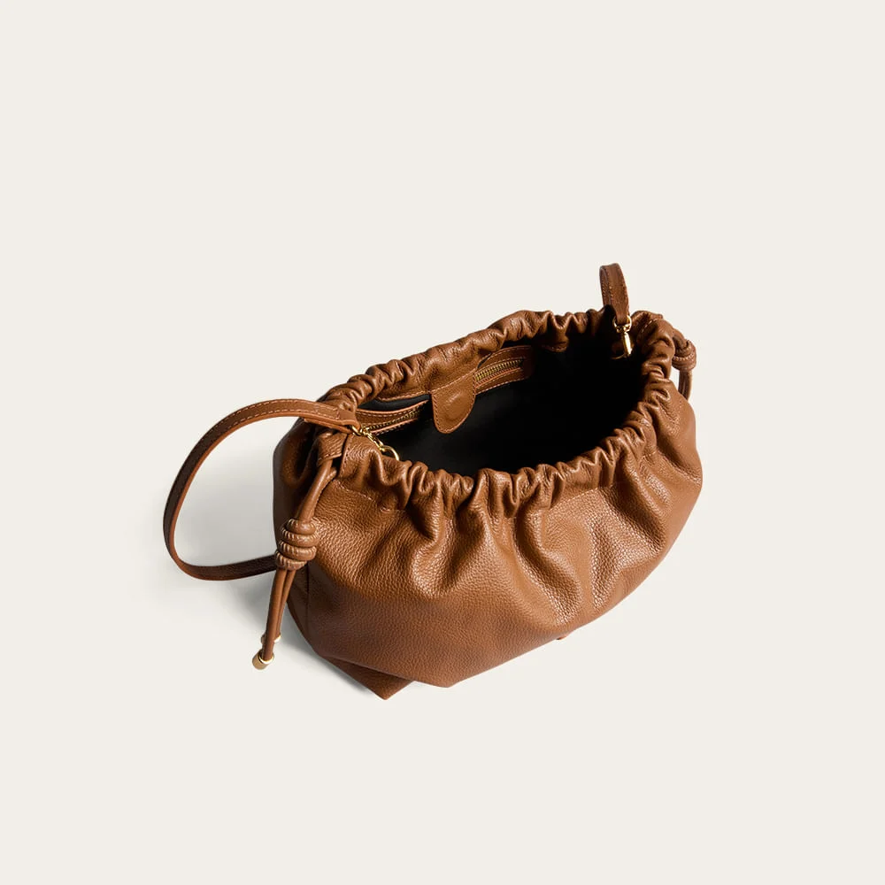 Bolsa Pouch Couro Floater Transversal Marrom Safari - vista 3 de 3