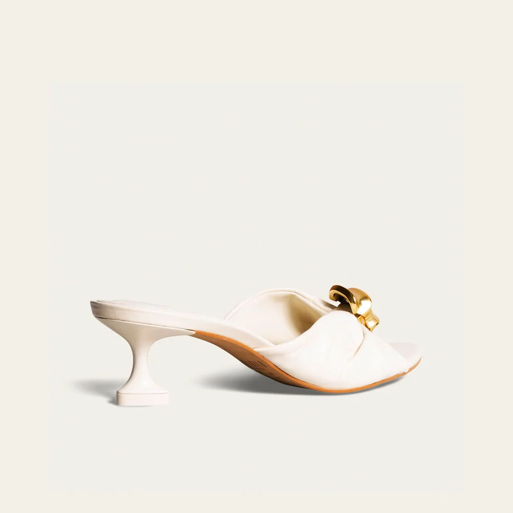Tamanco Mule Metal Couro Pelica Soft Salto Taça Off White - vista 2 de 4