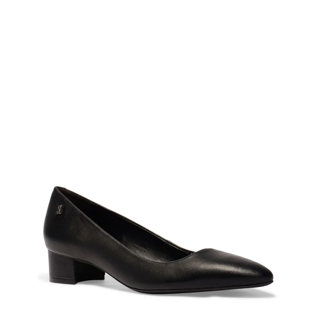 Sapato Scarpin Preto Couro Salto Baixo - vista 2 de 3