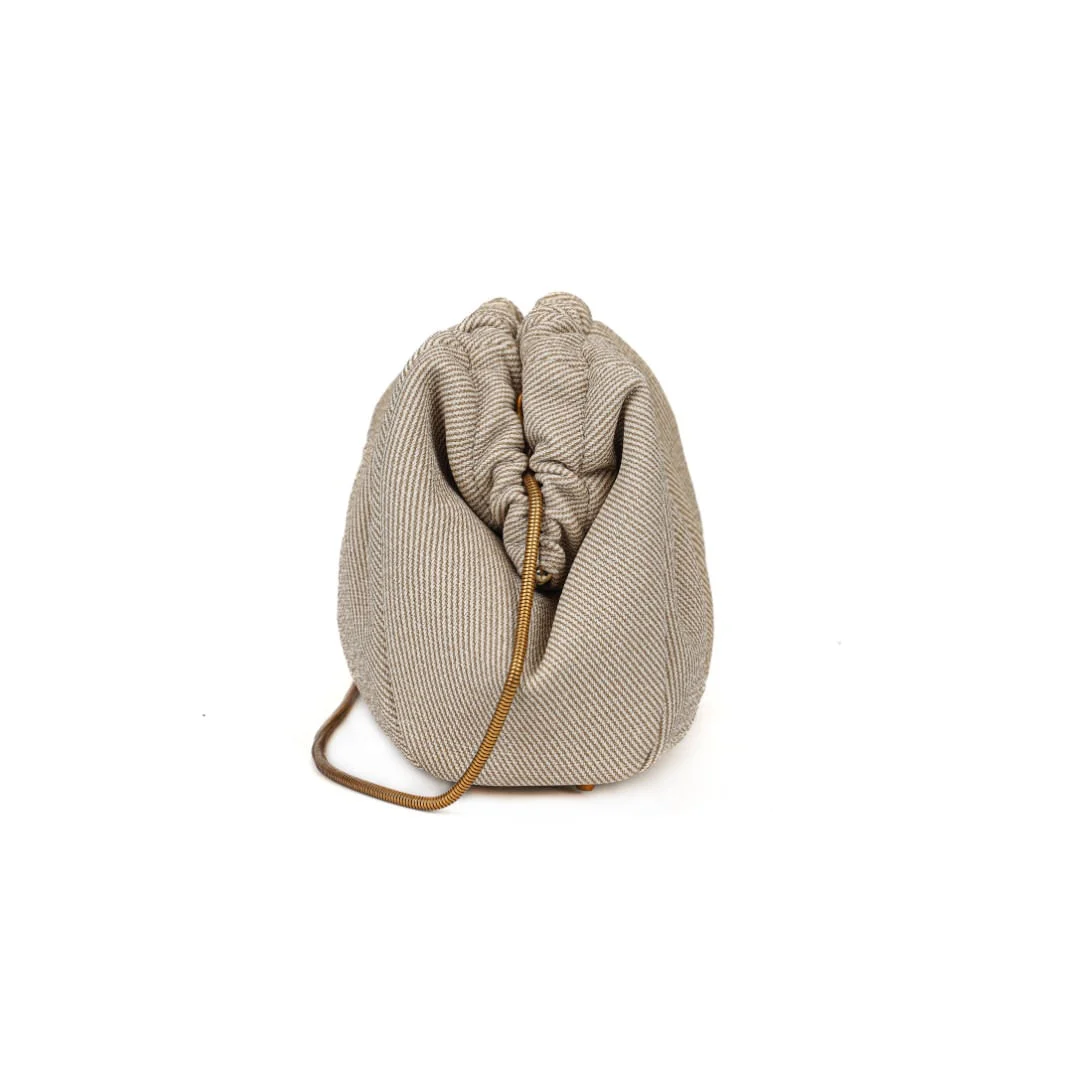 Bolsa Bege Canvas Alça De Ombro Metalizada - vista 5 de 7